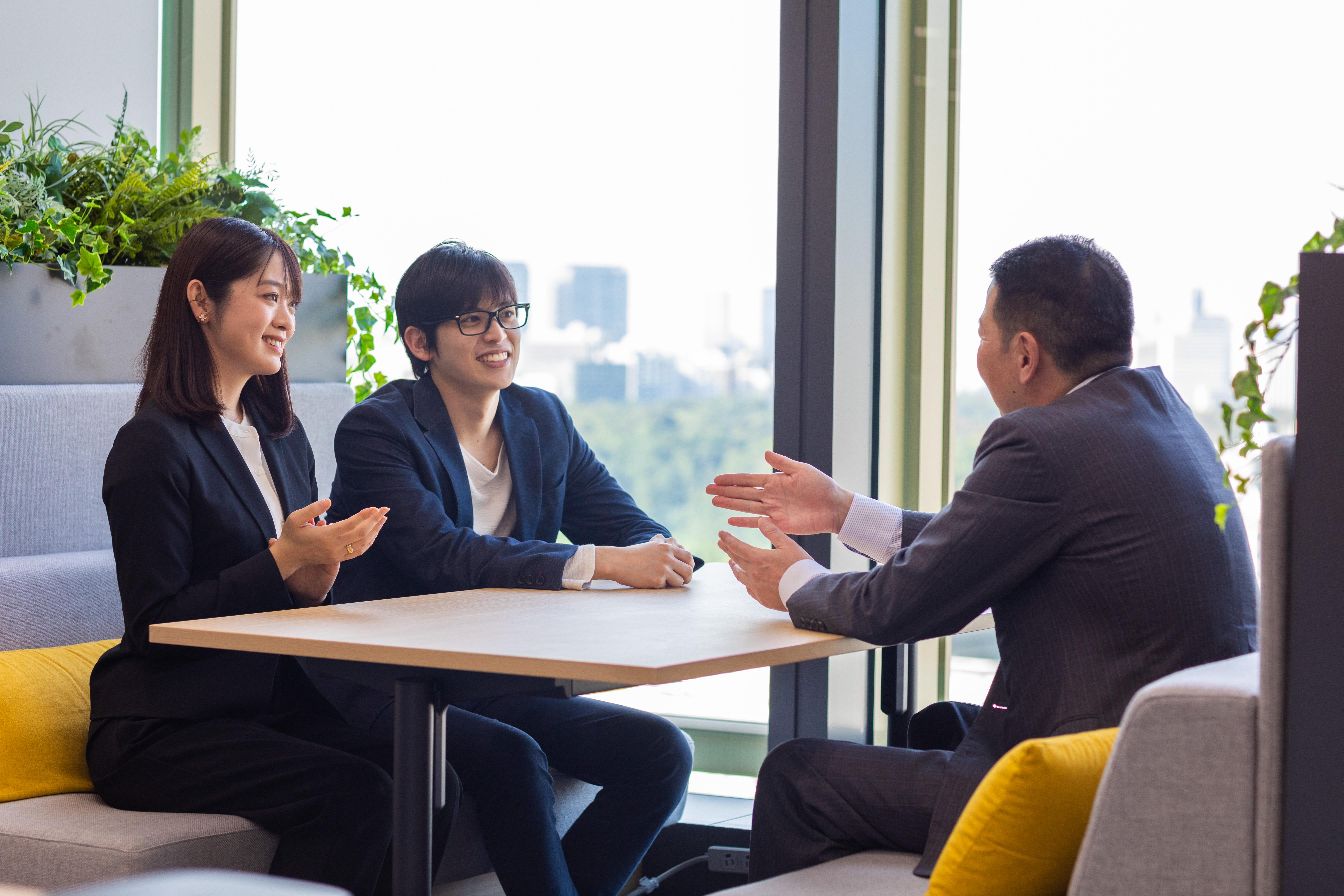 20代～30代の若手メンバーが多く活躍する会社だ。