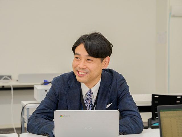 ＜東証プライム上場グループの安心・安定＞設計から実装まで全工程に関われます。これから成長したい若手エンジニアを募集中！