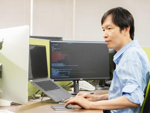 【名古屋本社 / PHP or Node / SaaS 】スタンダード上場グループ | 4,000社以上の顧客を抱えるSaaSプロダクトの開発を支えるバックエンドエンジニア