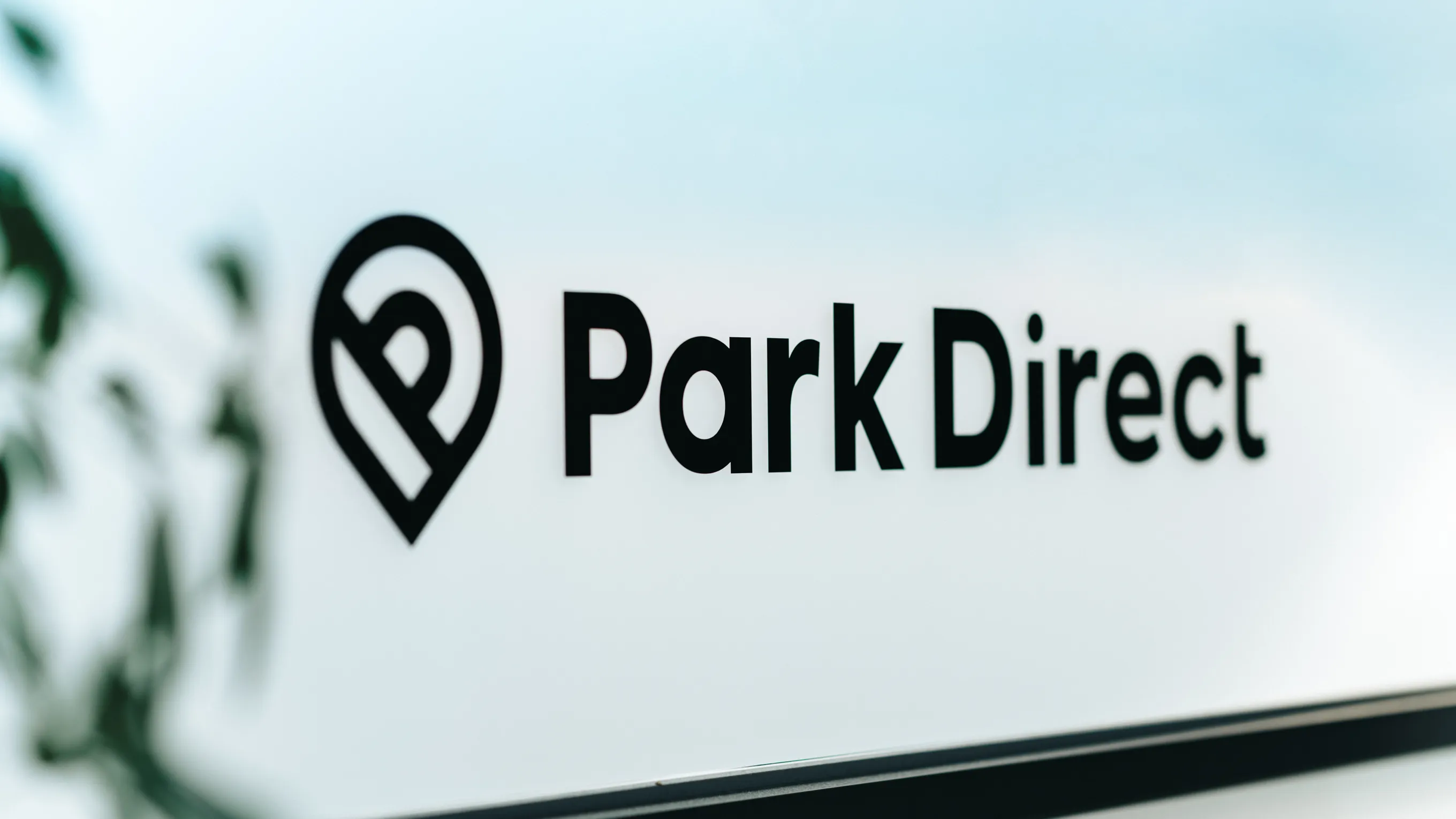 事業内容：不動産業界向けVertical SaaS「ParkDirect」