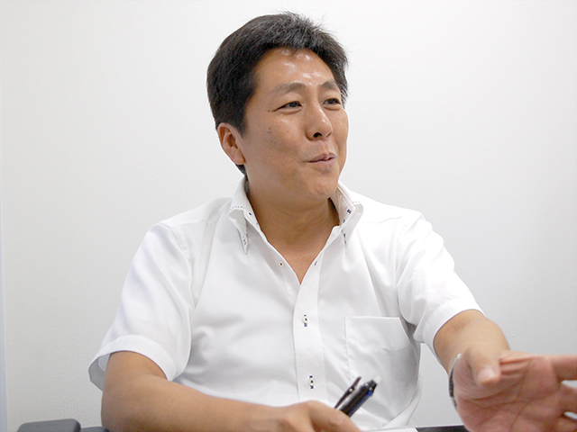 代表取締役 山田鉄也氏
『身近な人を”しあわせ”にできる会社』を目指し、2012年に同社を設立。